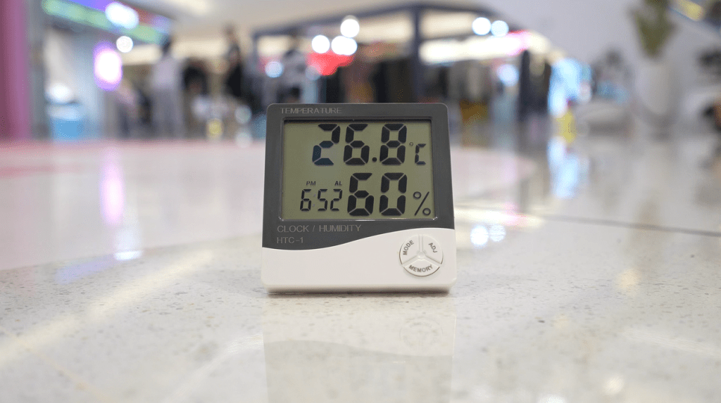 壹方匯地下中庭氣溫為26.8​℃。