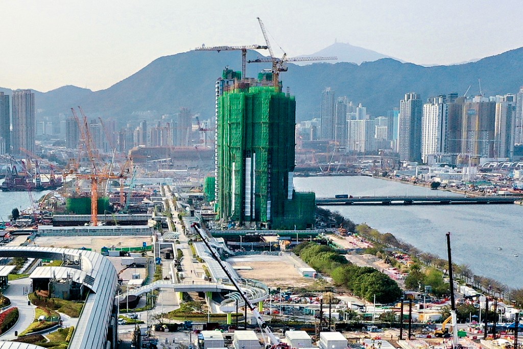 政府今年推出首批「基建零售債券」,出現認購不足情況。