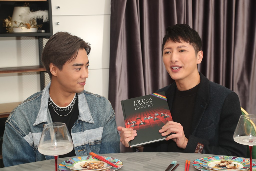 《Pride in Action》寫真集為5個支援LGBT慈善機構籌款。