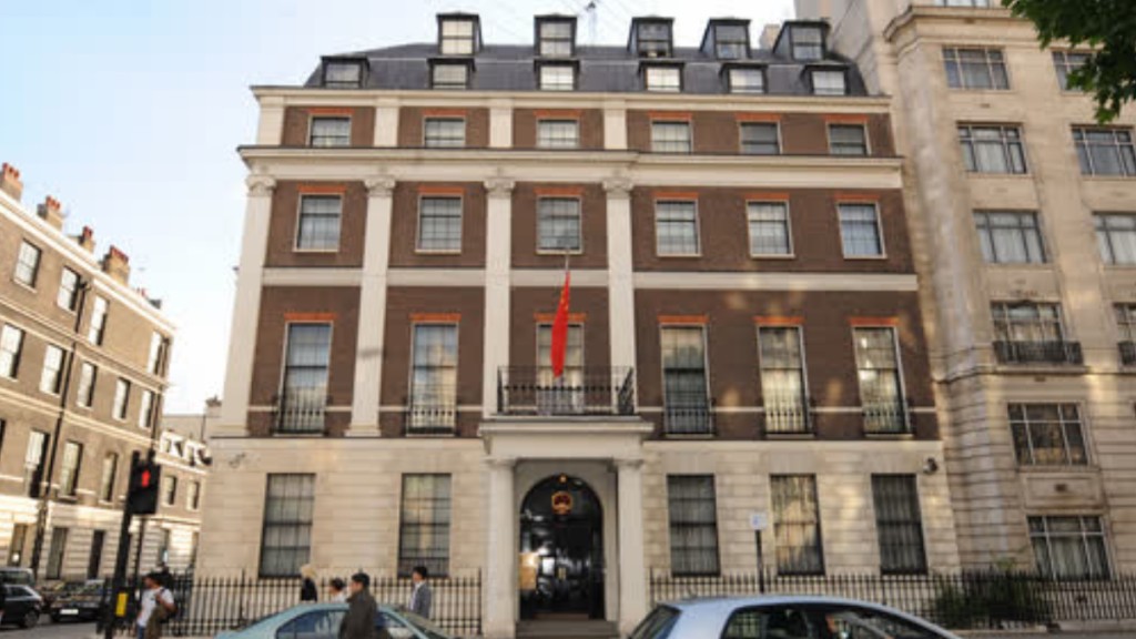 中國駐英國使館發表聲明，強烈譴責英方無理指責特區政府。中國駐英大使館網站