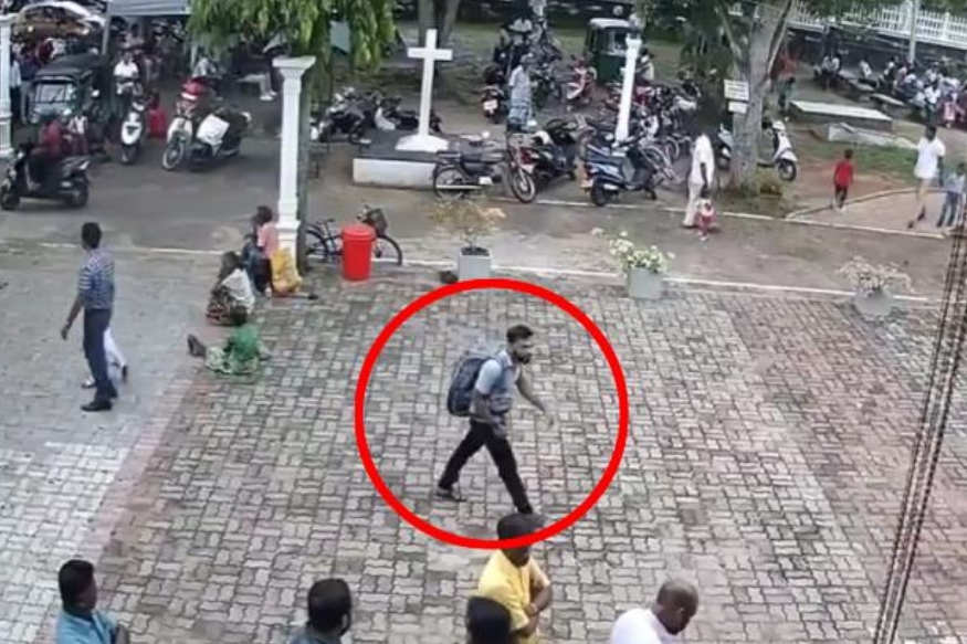 斯里蘭卡爆炸炸彈兇徒教堂外一刻。網上圖片