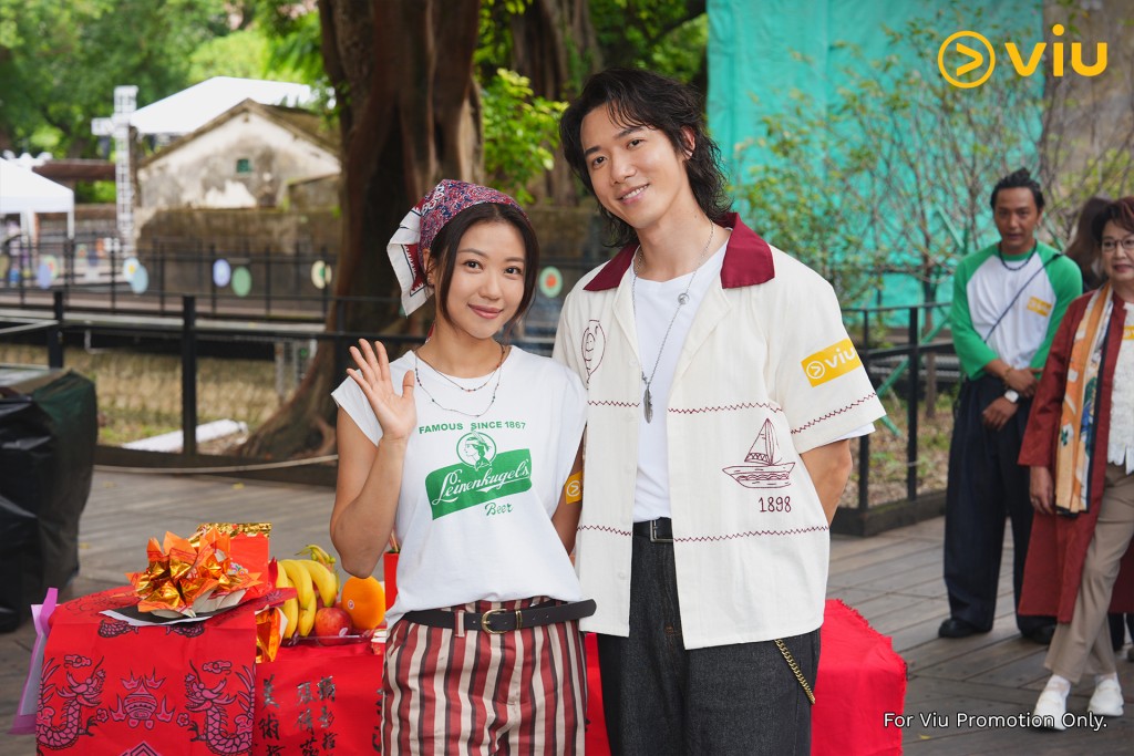 Stanley大爆劇中會穿著女裝,Man爆現身的芯駖為了「演活Stanley」刻意做Gym加操。 Stanley大爆劇中會穿著女裝,Man爆現身的芯駖為了「演活Stanley」刻意做Gym加操。