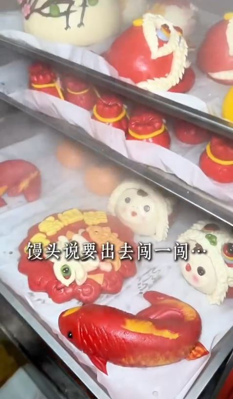 山東花餑餑造形千變，顏色艷麗，令網民讚嘆如藝術品。微博＠長春西門大官人