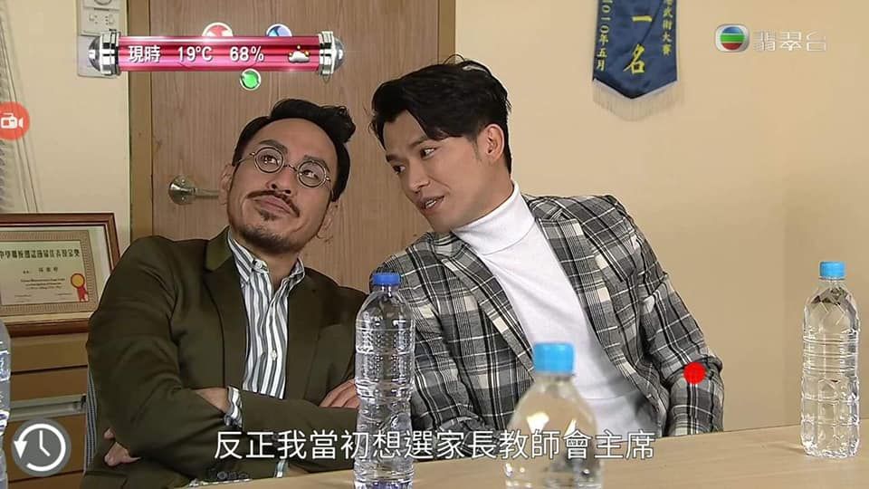Gordon哥哥蕭徽勇（左）曾演出TVB劇《愛回家之開心速遞》。