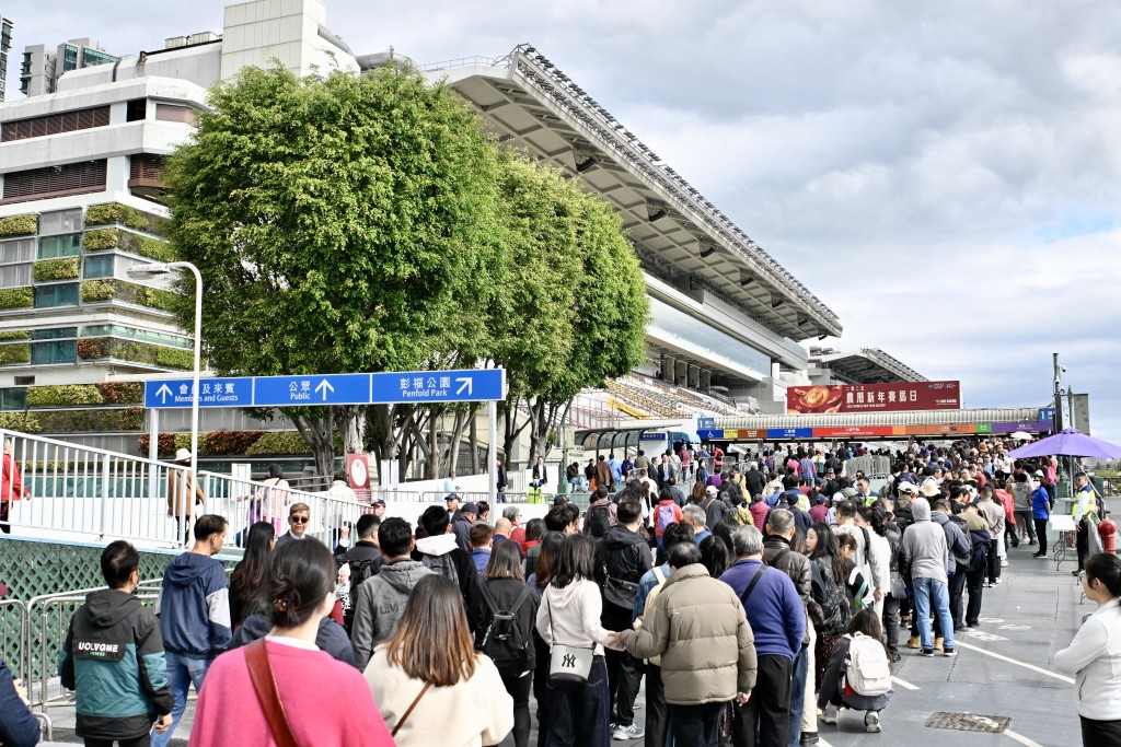 賀歲賽馬今天在沙田馬場舉行。