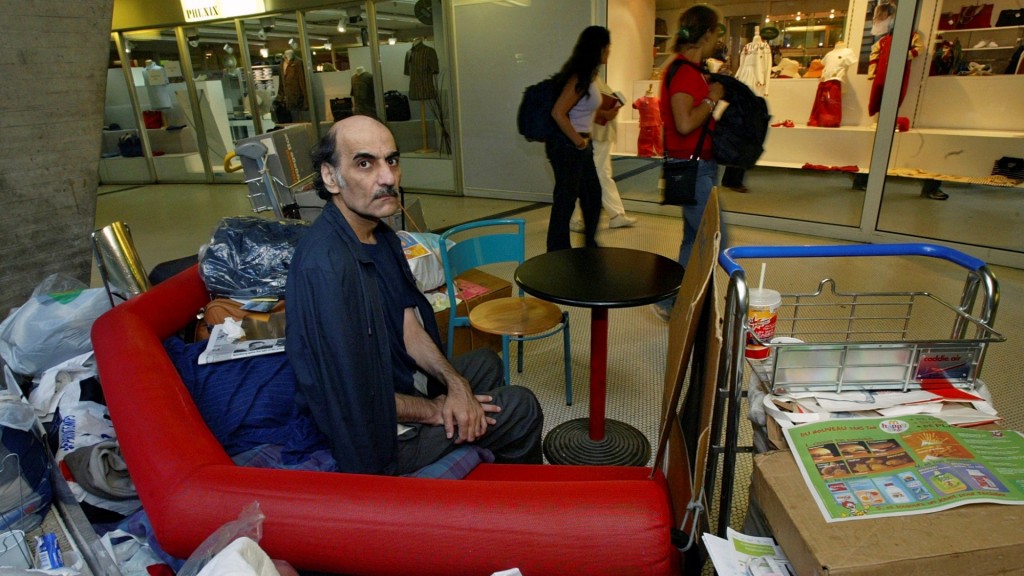 納賽里一度在戴高樂機場位了18年。	AP