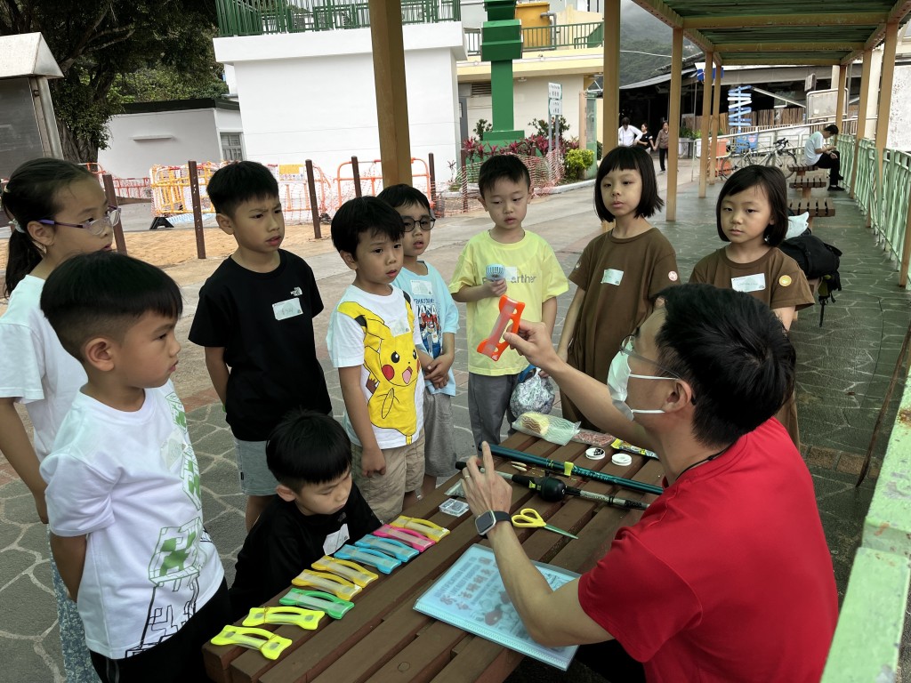 在专业导师的指导下,参加者将亲身体验钓鱼知识。(图片来源:AcmePro) 在专业导师的指导下,参加者将亲身体验钓鱼知识。(图片来源:AcmePro)
