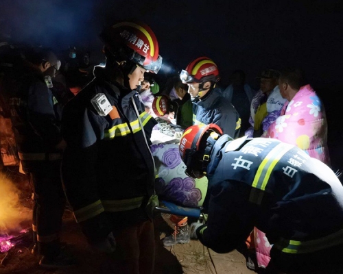 甘肅越野馬拉松事故21名跑手罹難，各人家屬可獲95萬元賠償。甘肅消防圖片