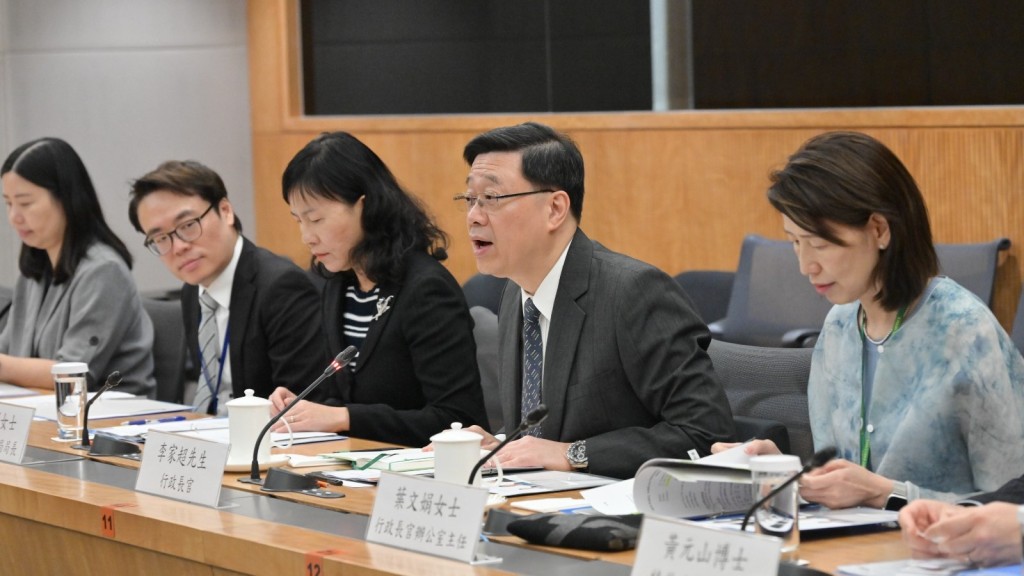 施政報告2025|就AI及自動駕駛發展提意見 百度與政府商有序推動更多服務