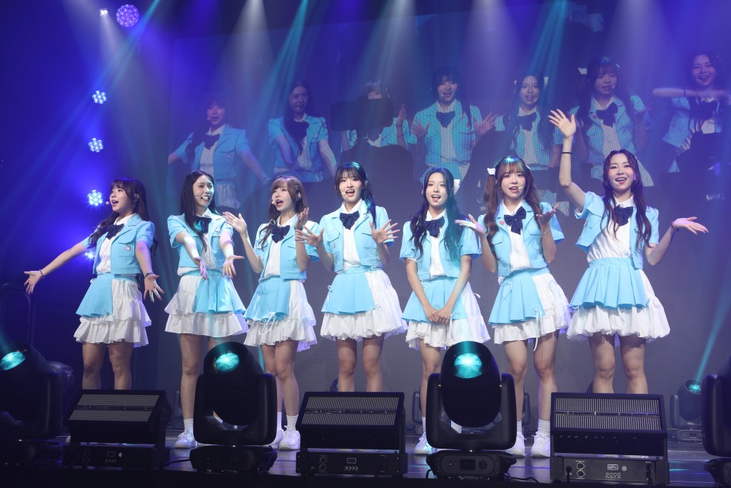 成員包括：Cindy、小倬、Anesa、夢月、家鑾、Yoyo 及 Kathy。