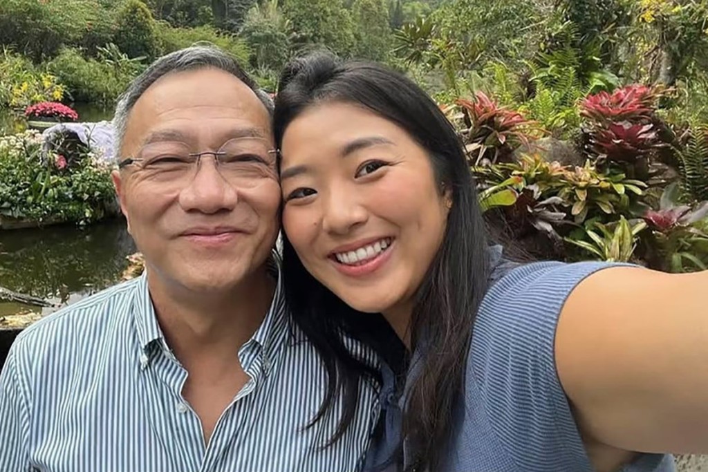 鄭芬妮貼出自己與父親的合照。IG@laparasian 鄭芬妮貼出自己與父親的合照。IG@laparasian
