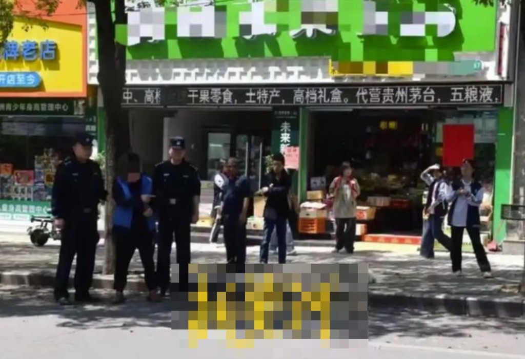 疑凶指认案发现场。