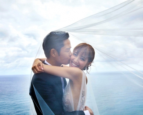 鄭嘉穎與陳凱琳今日峇里舉行婚禮。