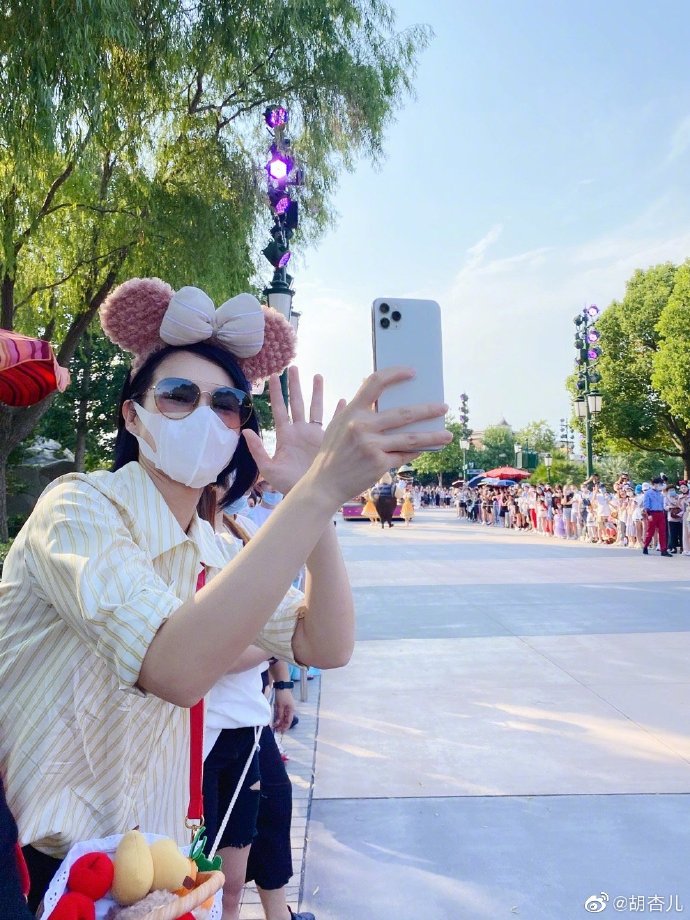 胡杏兒微博圖片