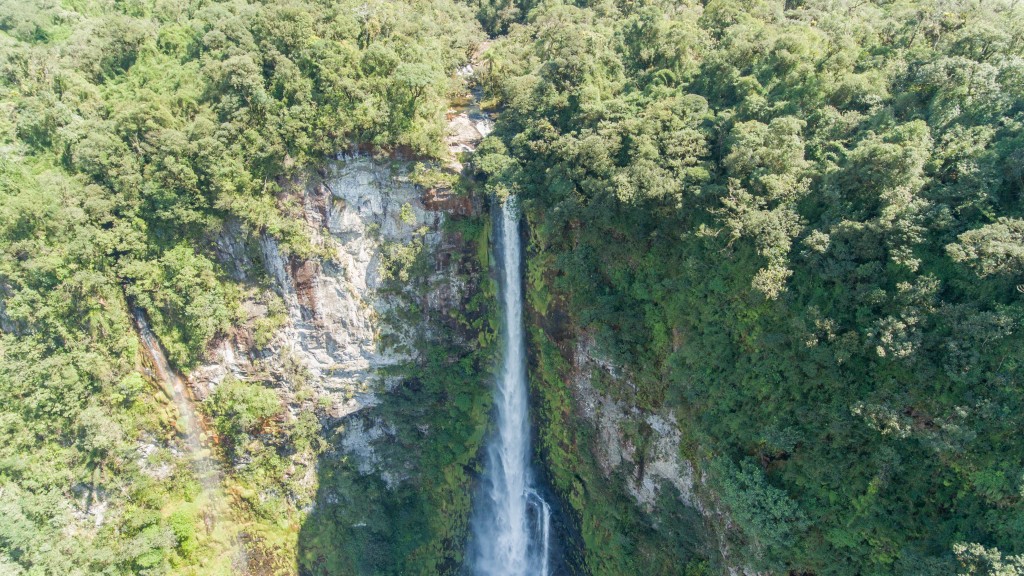 科鲁帕瀑布深受游客喜爱。iStock图