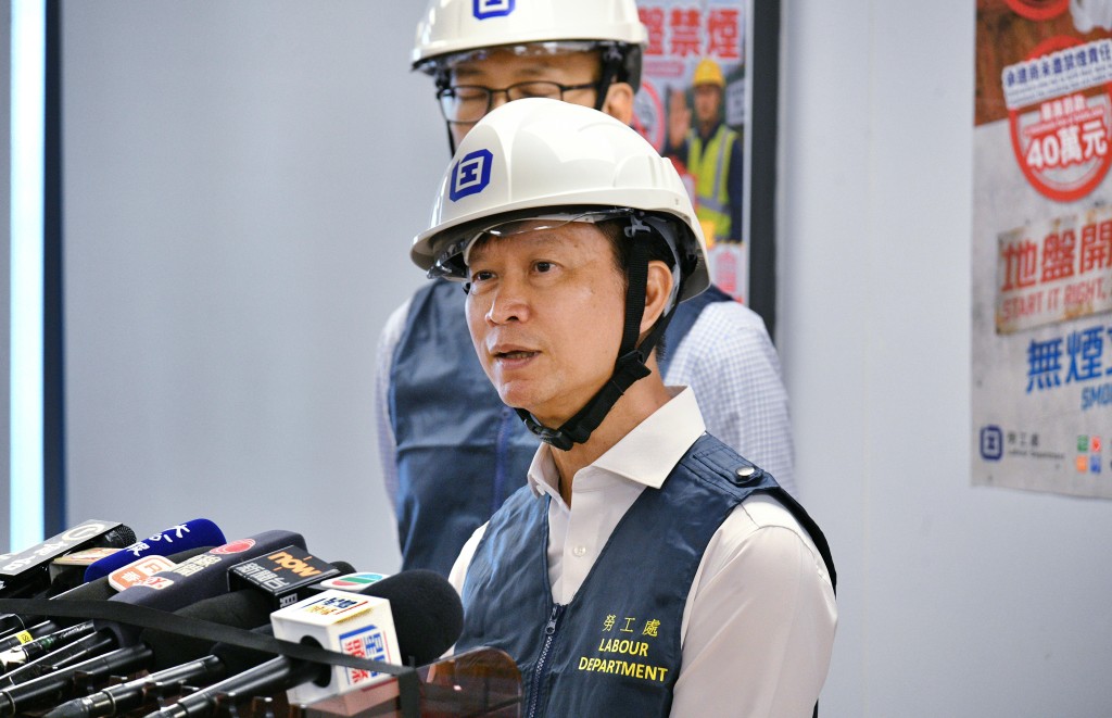 許澤森解釋,本港的工作暑熱警告建基於天文台的暑熱指標。資料圖片 許澤森解釋,本港的工作暑熱警告建基於天文台的暑熱指標。資料圖片