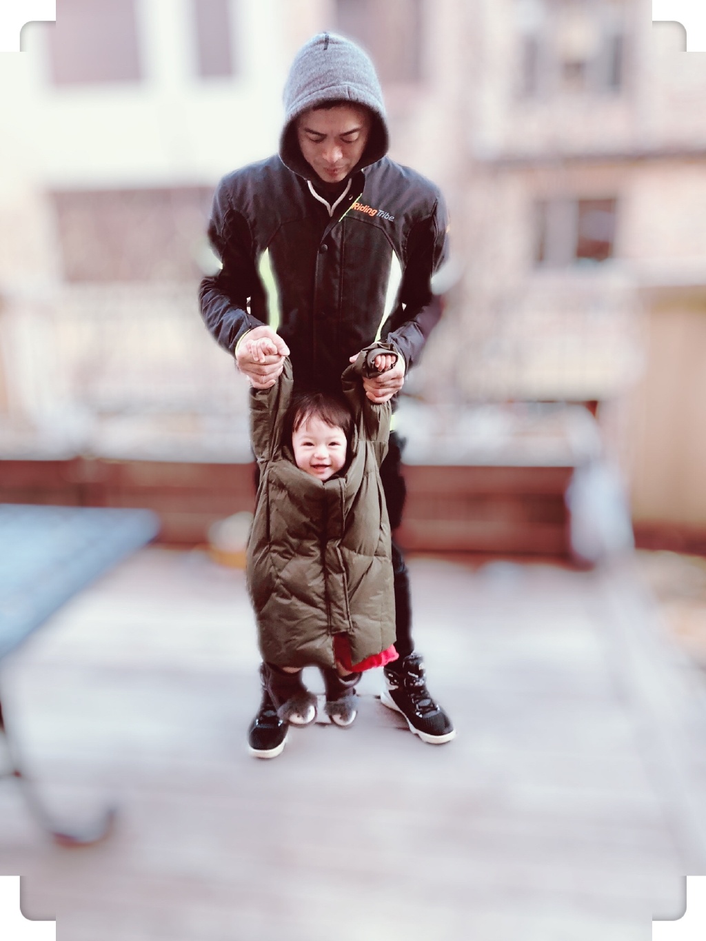 賈曉晨話有時食咗抑鬱藥好攰就由老公負責湊女。