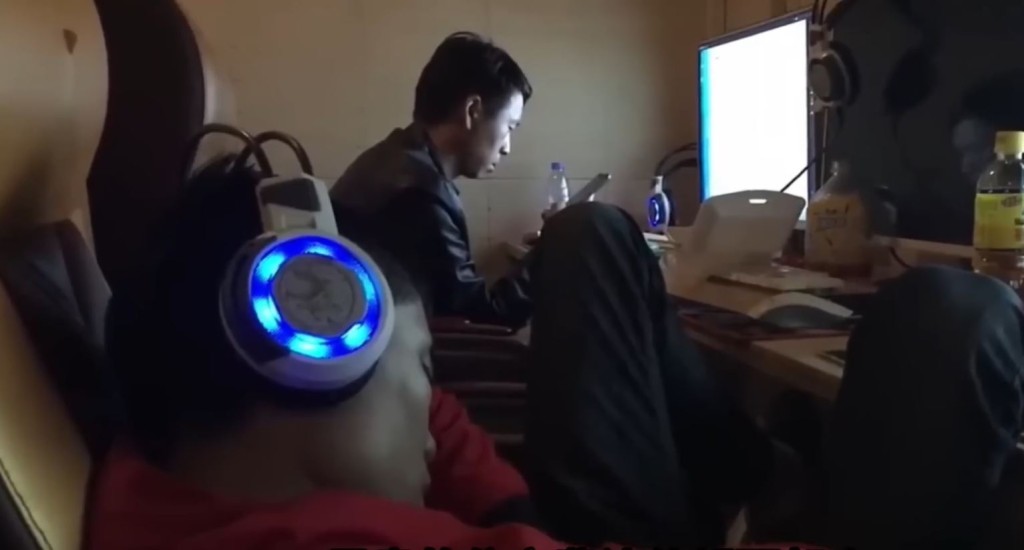 深圳的三和大神。youtube