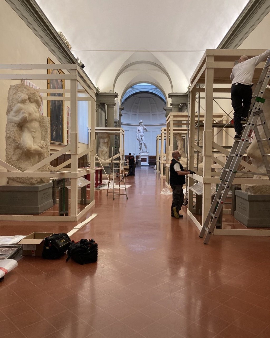 「学院美术馆」收藏有大量文艺复兴时期艺术品，吸引大量游客。IG