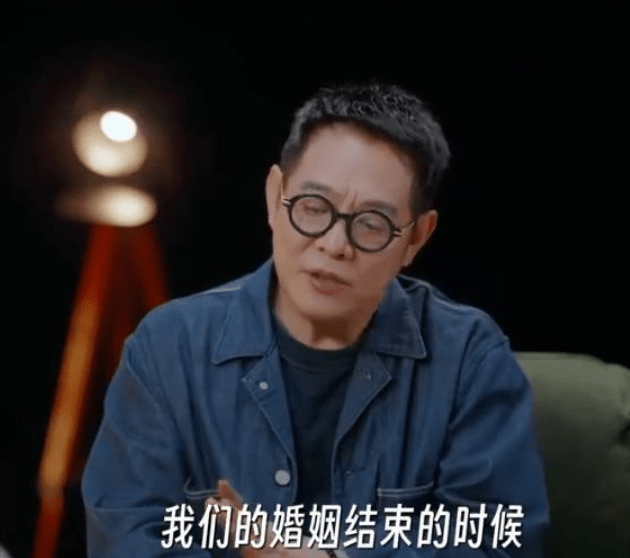 李連杰爆跟前妻黃秋燕離婚內幕。(《楊瀾對話》訪問截圖）