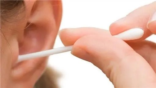 廣州有醫生警告，長期過度挖耳可能誘發外耳道癌。網絡圖片