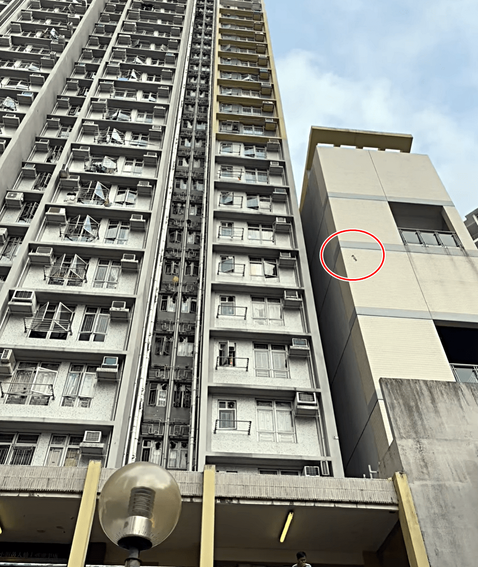 黃大仙上邨詠善樓有住戶高空擲物。fb：黃大仙區友