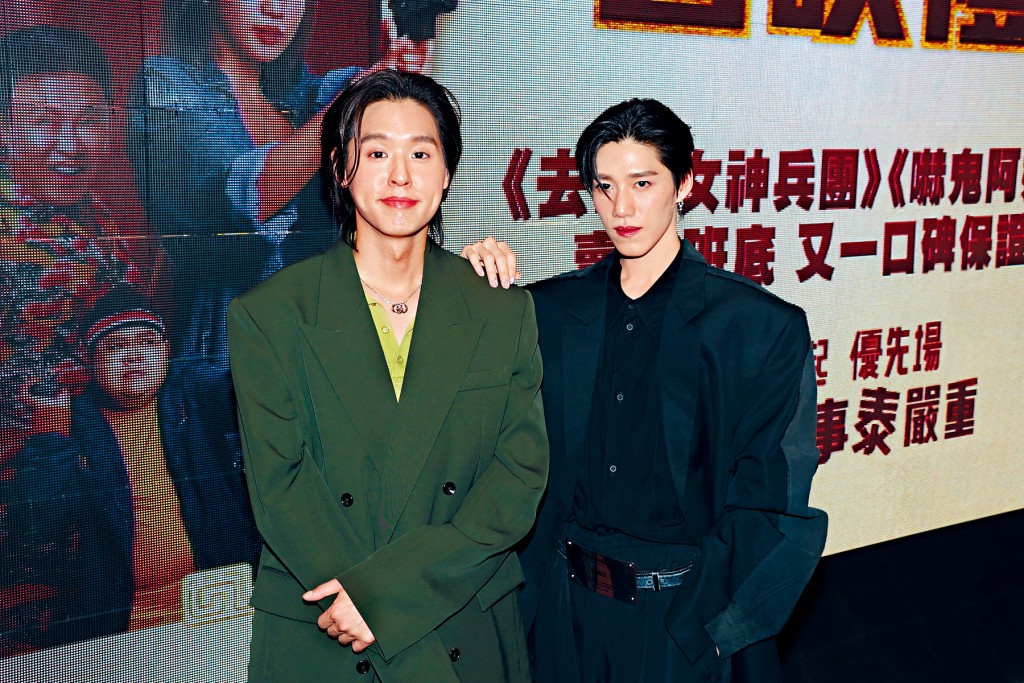 泰星Billkin(左)和PP Krit昨日齊到香港出席《關於我和鬼變成家人的那封利是》首映禮。