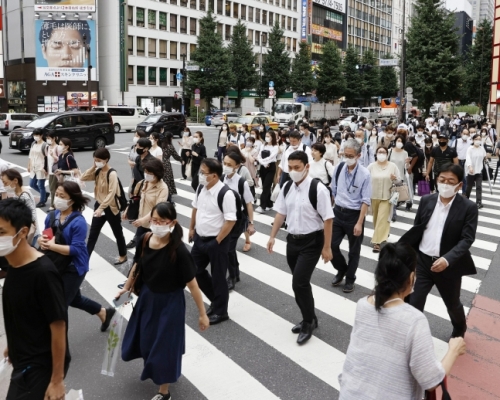 東京新增確診逾400人,連續2天創單日新高。AP圖