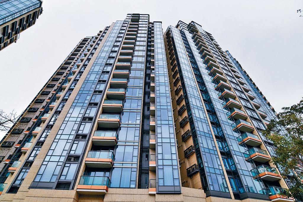 天鑄一個中層4房單位，最新以4400萬易手，呎價約29750元。