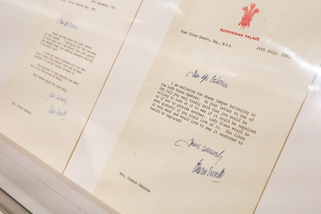 戴安娜皇妃私人秘书Oliver Everett的信件在英国伦敦苏富比拍卖行展出。路透社
