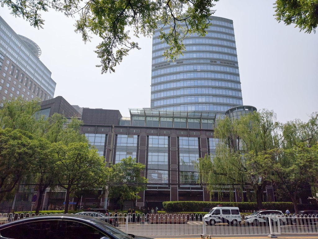 北京四季酒店保安升級。本報記者攝 北京四季酒店保安升級。本報記者攝