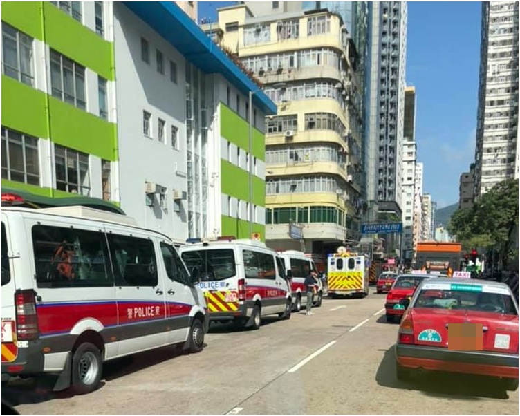 現場為山東街與洗衣街交界。香港突發事故報料區網民Man Ho圖片