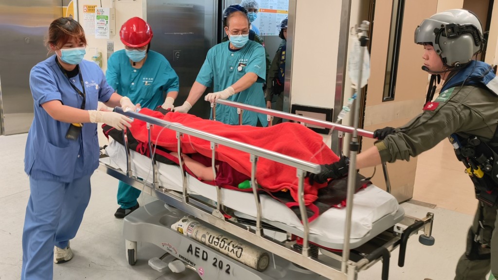 女事主送院時已回復清醒。黃文威攝