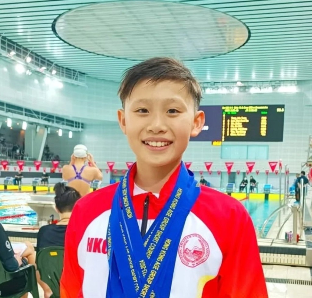 12歲的佘懿洭多次刷新分齡紀錄。香港游泳教練會FB 12歲的佘懿洭多次刷新分齡紀錄。香港游泳教練會FB