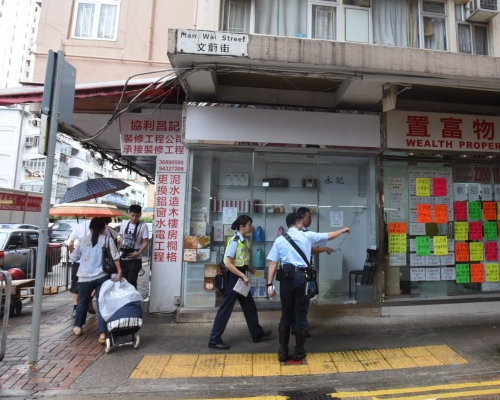 警方重返現場。梁國峰攝