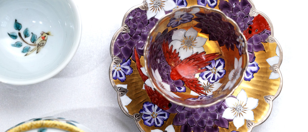 日本彩绘陶艺家不断突破传统，制造新感觉。