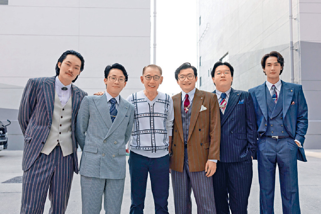 ■楊受成探班「萬歲」，胡子彤、岑珈其、何啟華、徐浩昌和楊天宇等開心不已！