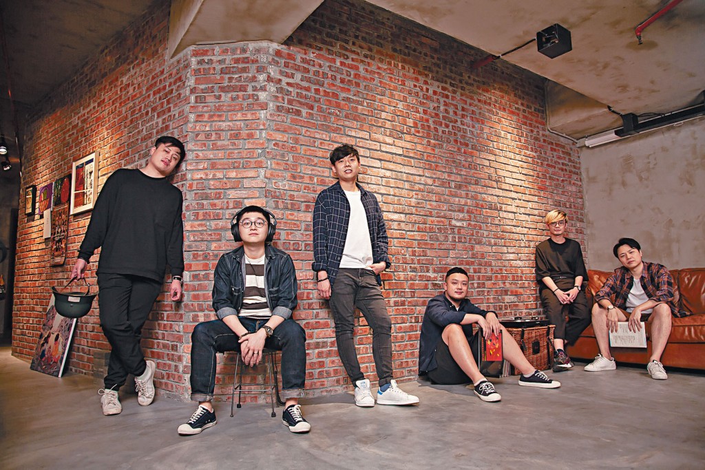 拾荒客現時以六人姿態，Full Band上陣。
　　