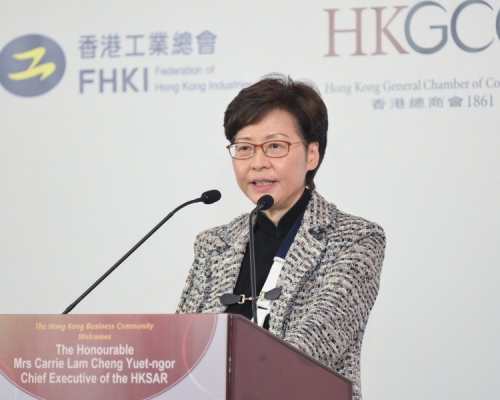 林鄭月娥指累計已收37份提名表格。FB圖片
