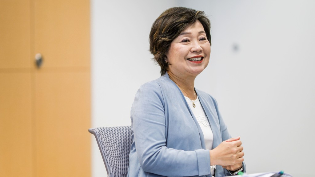 收緊受養人學額申請門檻 蔡若蓮：對人才計劃影響不大 不符條件最多無資助