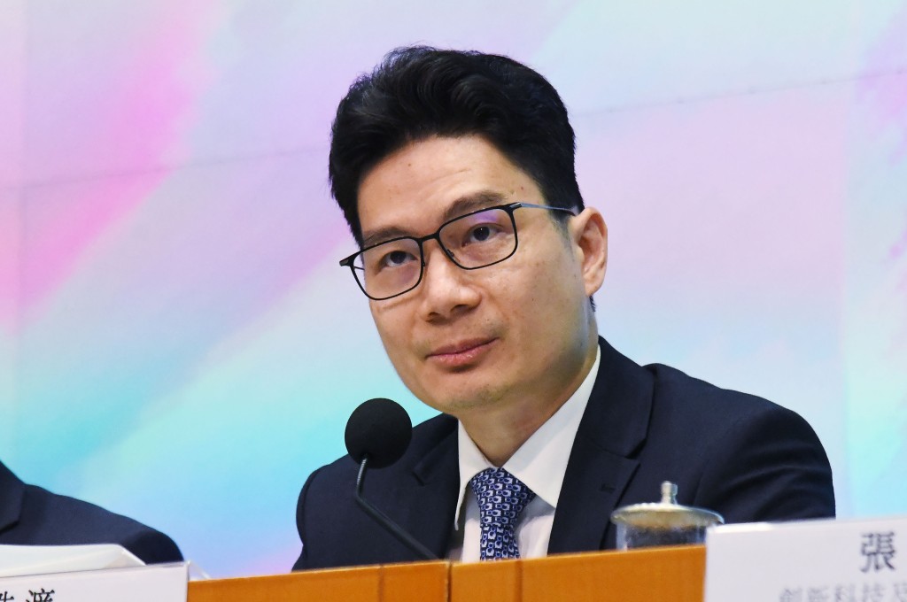 署理財經事務及庫務局局長陳浩濂。資料圖片 署理財經事務及庫務局局長陳浩濂。資料圖片