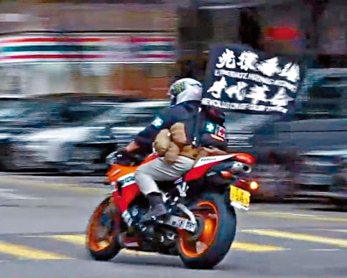 唐英傑案法官公布了兩個版本判詞。