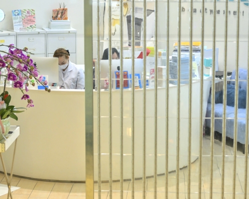 美容按摩院及派對房間資助計畫 正進行審批。