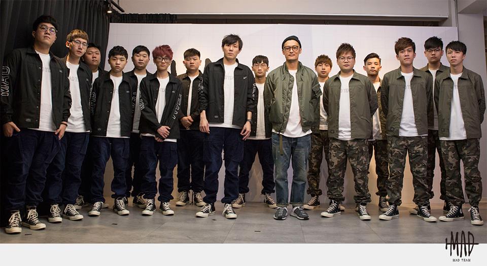 余文樂在2017年創辦電競隊Mad Team，不過去年11月底已經退出，Mad Team亦已經解散。