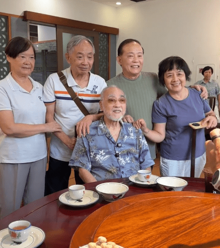 盧海鵬感受親情溫暖。