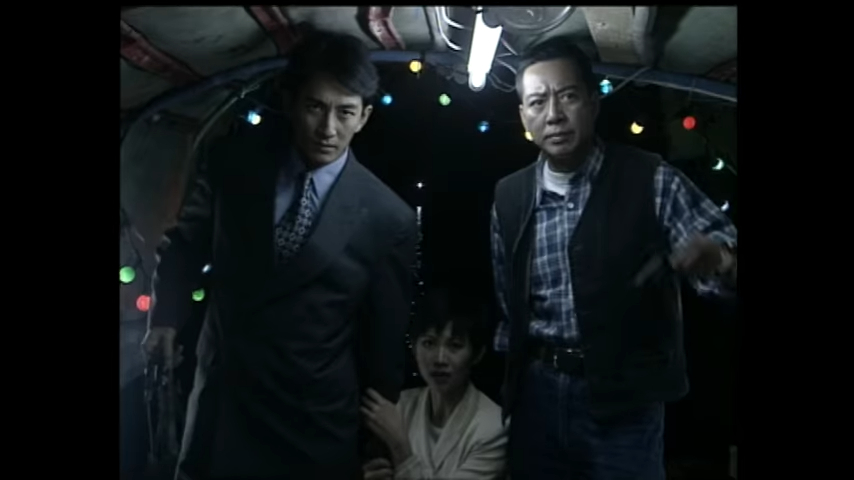 吳啟華（左）於《壹號皇庭V》飾演高級督察「徐偉傑Alex」。