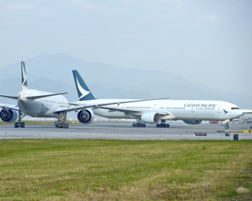 一名國泰航空空姐確診 。資料圖片