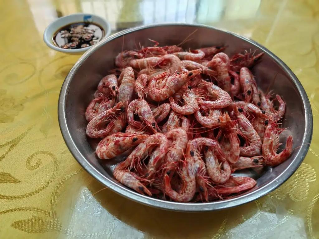 白灼赤米蝦（圖片來源：Facebook@深圳大灣區國內吃喝玩樂開心分享區）