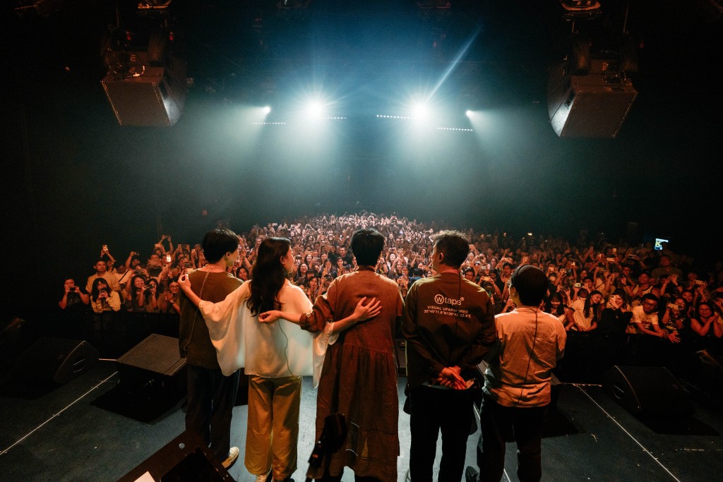 Yoyo「《好久不見你了》2025 Live House 亞洲巡演 香港站」昨日(14 日)於新蒲崗Live House場地PORTAL舉行尾站演出。 Yoyo「《好久不見你了》2025 Live House 亞洲巡演 香港站」昨日(14 日)於新蒲崗Live House場地PORTAL舉行尾站演出。