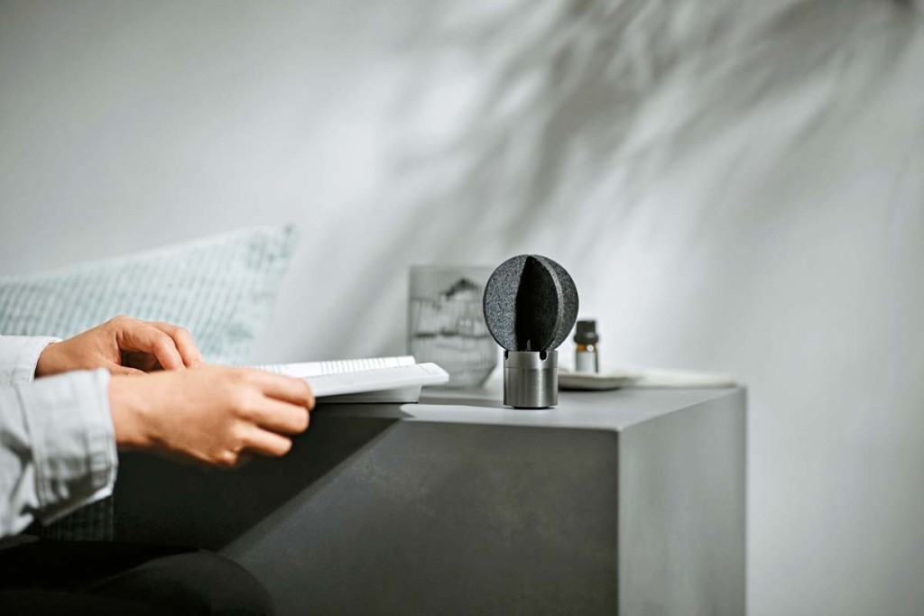 在這個Tiny Studio的展亭Formulum親身體驗BeCandle從意大利到香港的創作旅程，怎樣轉化為香味符號。